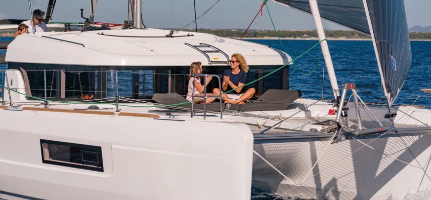 Relaxen auf dem Katamaran