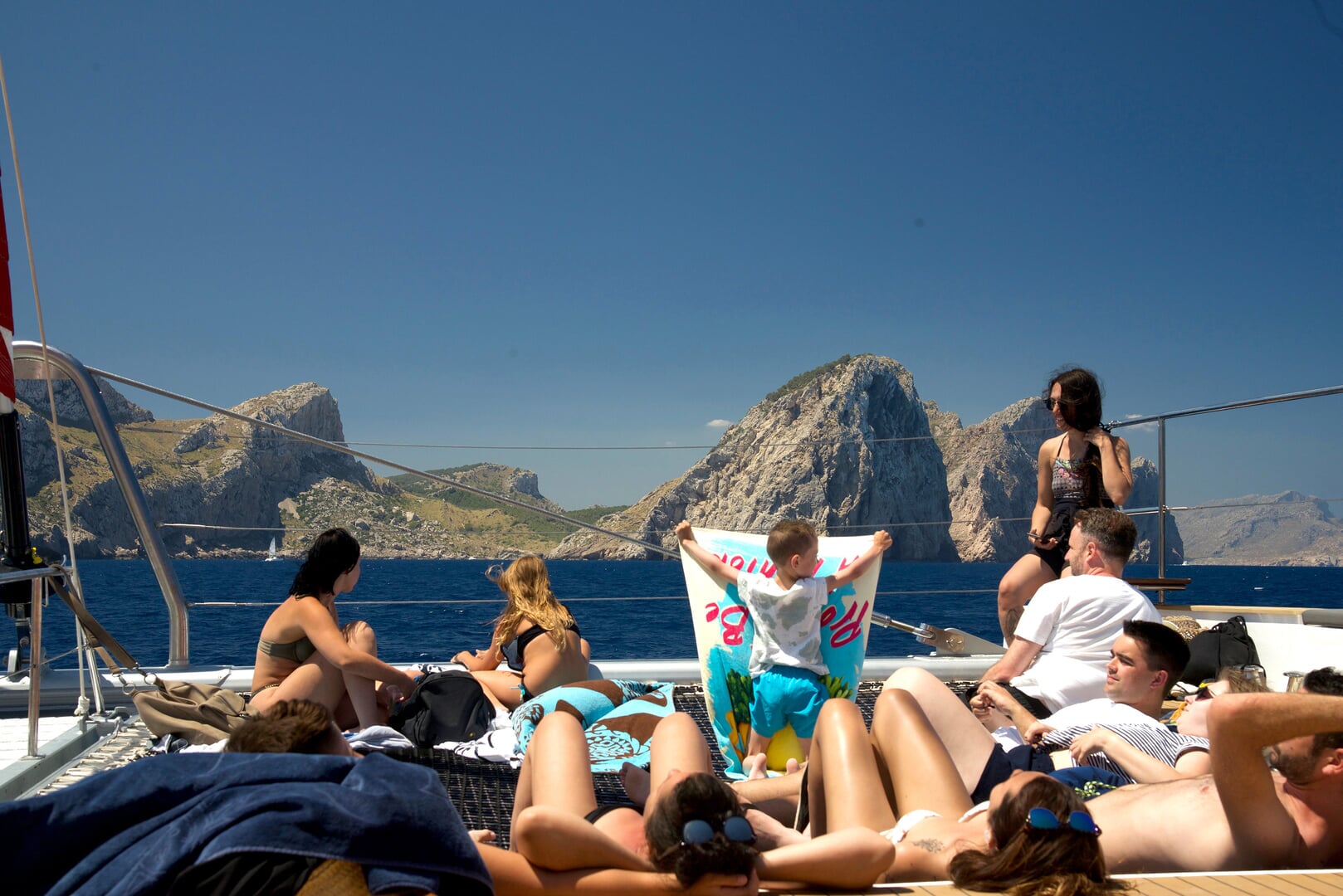 Spass an Bord des Katamaran Tour