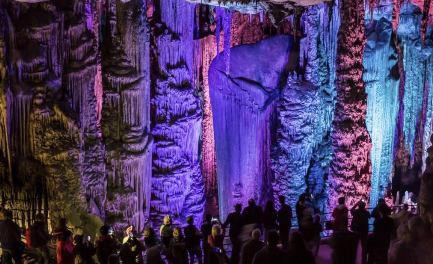 caves arta