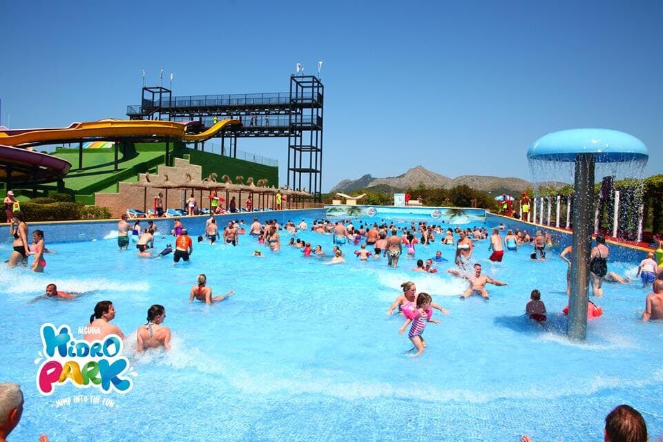 wave pool at hidropark