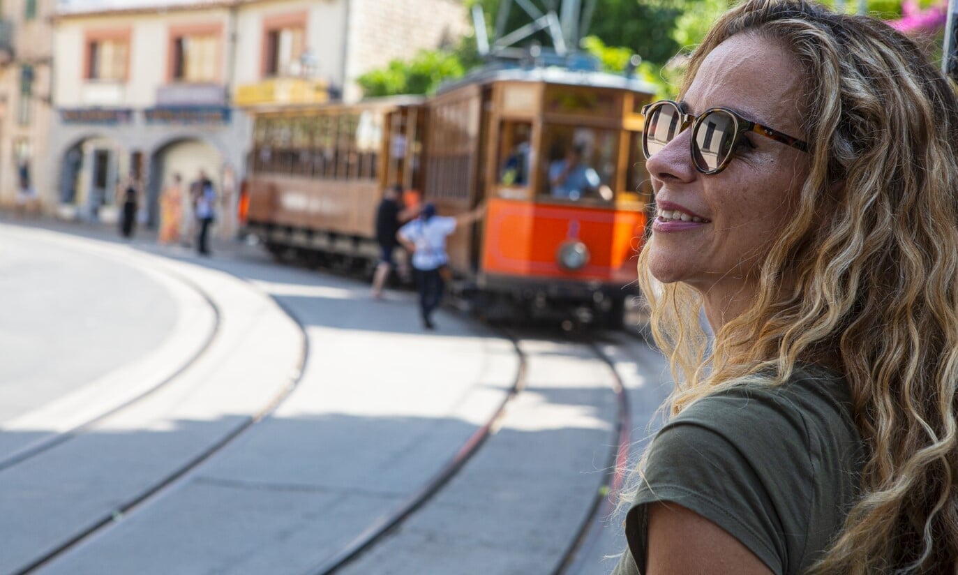 tram stop